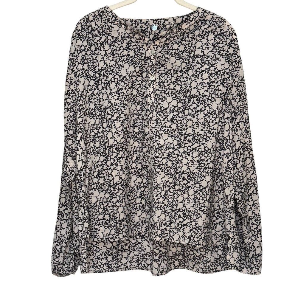 Margaret O'Leary Blouse Size Medium Black Floral Long Sleeve Top